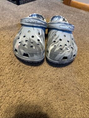 CROCS Womens/Mens Classic Marble Clogs in Gray and White